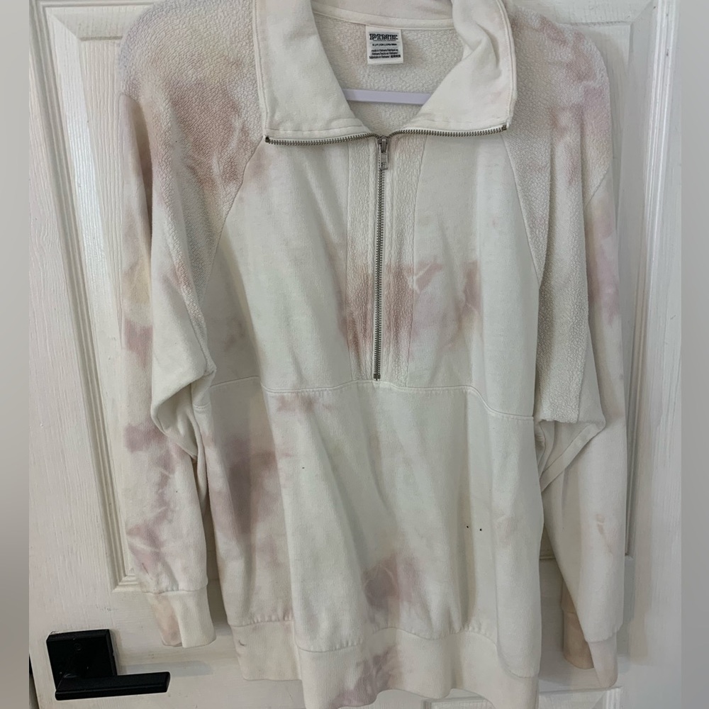 Pink Marble white sweater oversized fit